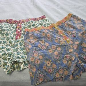 Natural Life Floral Print Shorts Set